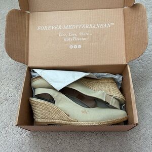 Brand New Womens’ Viscata Barcelona Heels